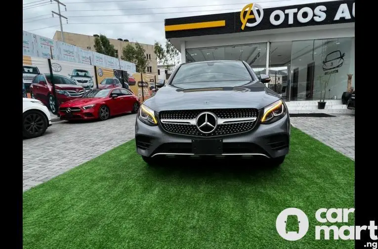 FOREIGN USED 2019 Mercedes Benz GLC 3OO - 1/3