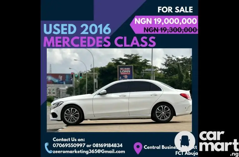 Mercedes Benz C300 2016 model - 2/5