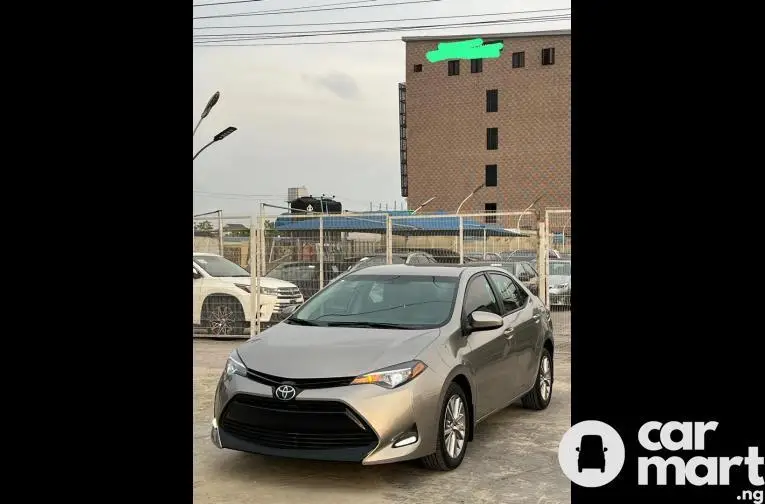 Tokunbo 2014 Facelift to 2018 Toyota Corolla LE - 1/5