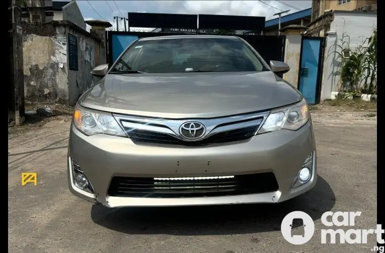 2013 Toyota Camry XLE Premium - 1/5