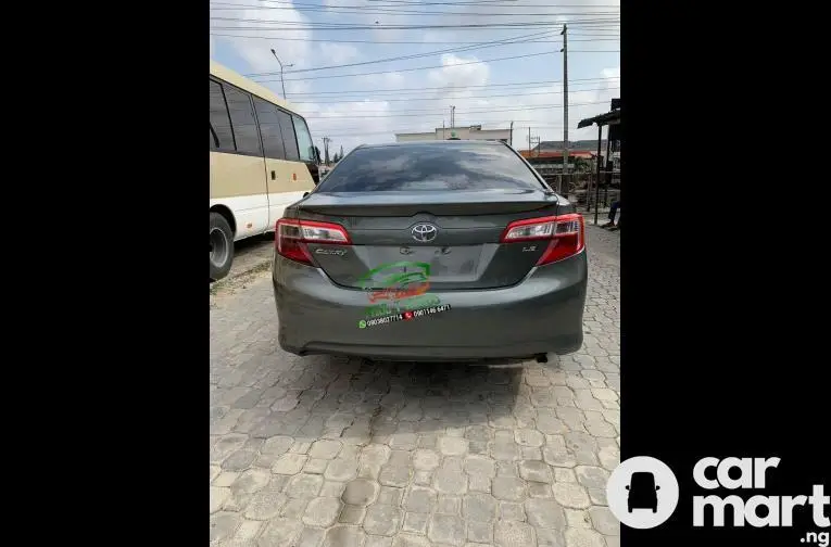 Just Arrived TOKUNBO 2012 Toyota Camry LE - 5/5