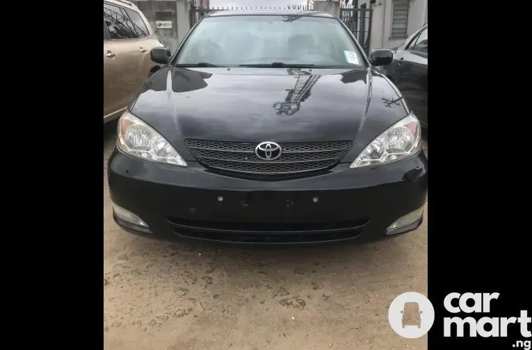 Toyota Camry 2004 - 1