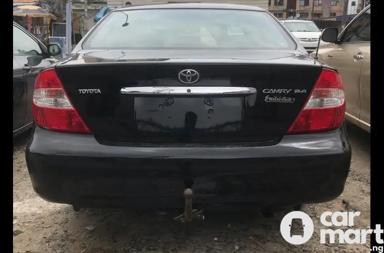 Toyota Camry 2004 - 4/5