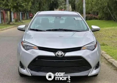 Foreign used 2018 Toyota Corolla LE - 1/5