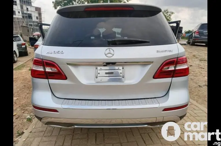 DIRECT FOREIGN USED 2012 MERCEDES BENZ ML350 WITH DIESEL ENGINE - 5/5