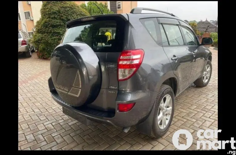 2010 Toyota Rav4 Tokunbo - 3/5