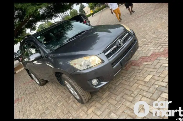 2010 Toyota Rav4 Tokunbo - 4/5