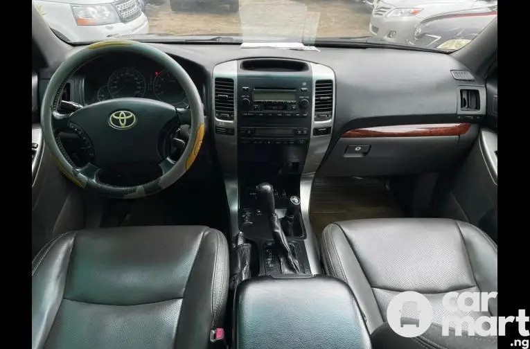 Nigerian Used 2008 Toyota Land Cruiser Prado - 2/5