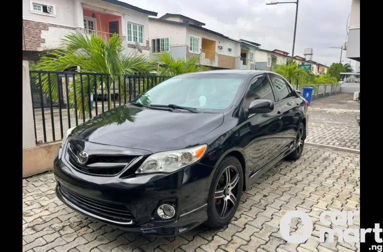 Used Toyota Corolla XLE 2013 - 1/5