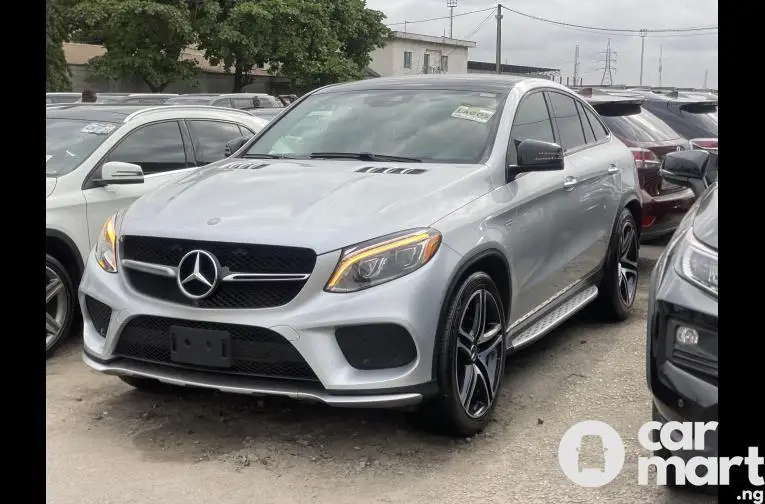 Foreign Used 2016 Mercedes Benz Gle43 - 2/5