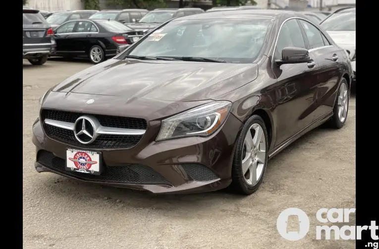 Foreign Used 2015 Mercedes Benz Cla250 - 1/5