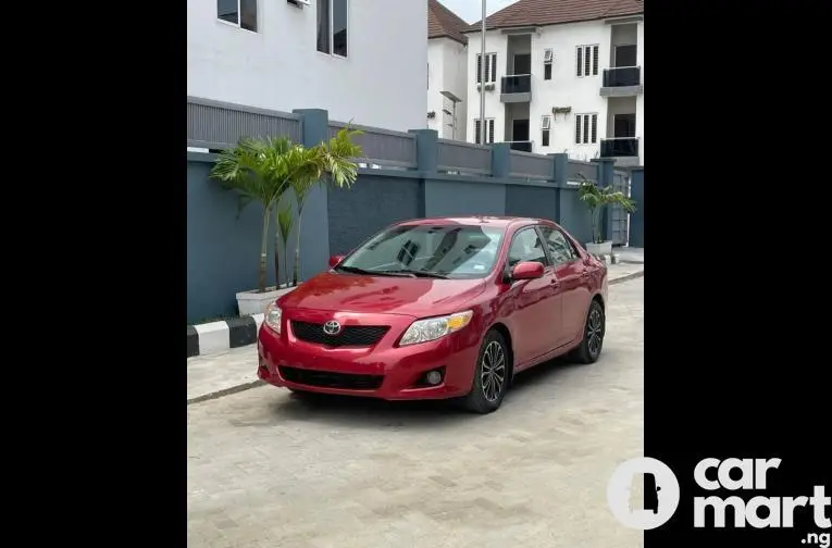 Pre-Owned 2009 Toyota Corolla LE - 1/5