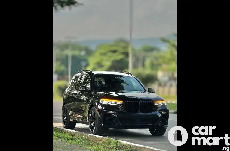 2020 BMW X7 M50i - 2