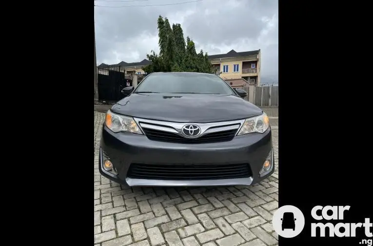 2013 Foreign-used Toyota Camry LE - 1/5