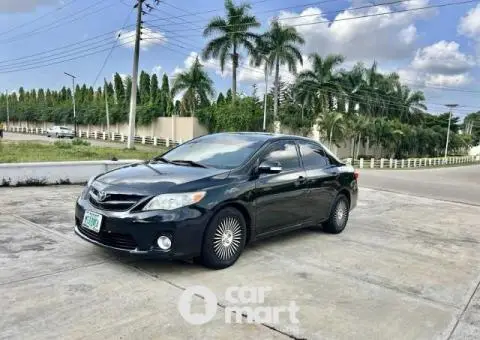 Super clean 2011 Toyota Corolla LE - 1/5