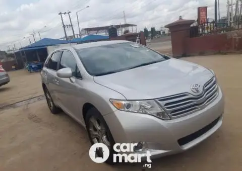 Super clean Toyota Venza 2010 - 1/5