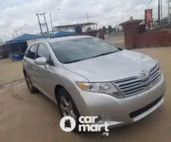 Super clean Toyota Venza 2010