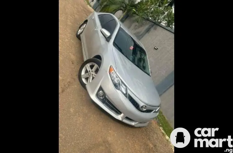 2014 TOYOTA CAMRY SPORT