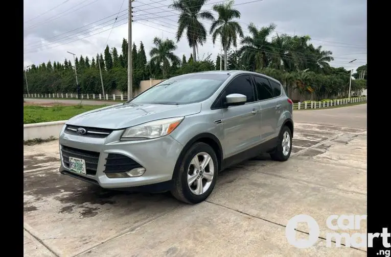 WAS BOUGHT BRAND NEW 2013 FORD ESCAPE - 1/5