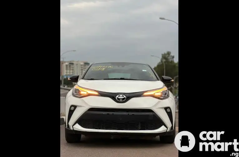 Clean Foreign Used 2020 TOYOTA C-HR