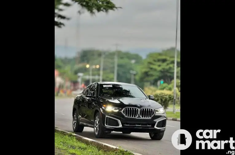 DIRECT FOREIGN USED 2021 BMW X6 40i COUPE - 2/5