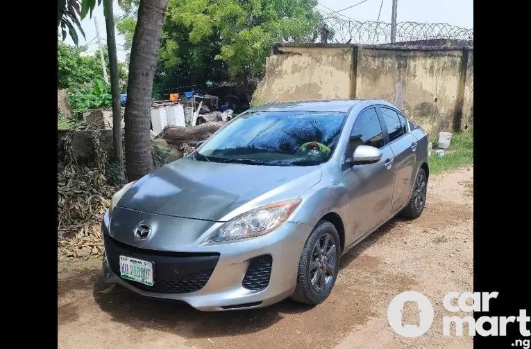 Used Mazda 3 2010 Manual - 3/5