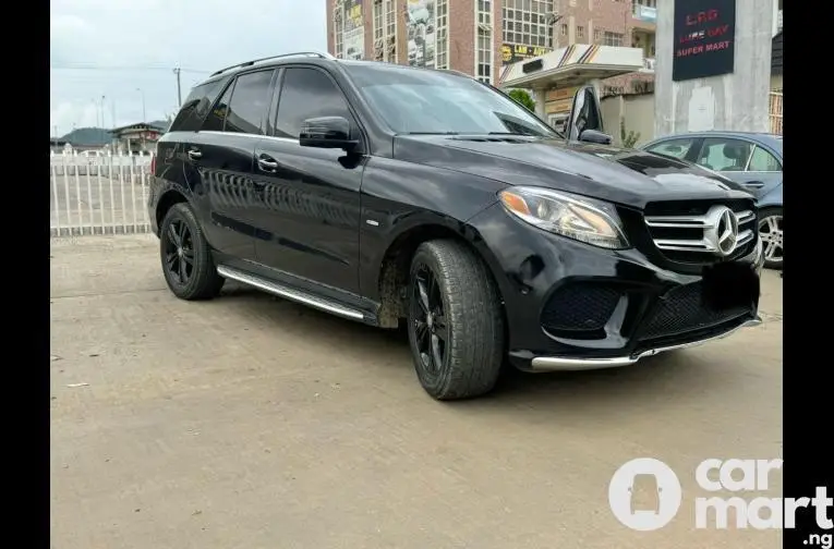 SUPER CLEAN MERCEDES BENZ ML350 UPGRADED TO 2017 GLE350 - 1/5