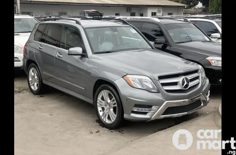 Foreign Used 2015 Mercedes Benz glk350 - 2/5