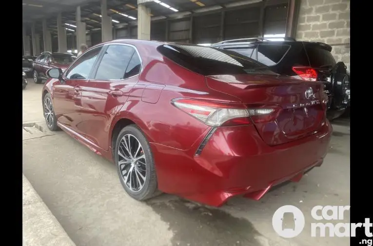 Foreign Used 2020 Toyota camry - 5/5