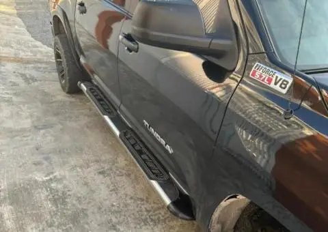 Used Toyota Tundra 2012 - 4/5