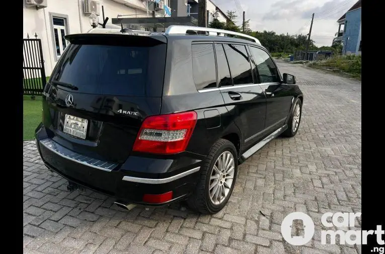 Pre-Owned 2010 Mercedes Benz GLK350 - 5/5