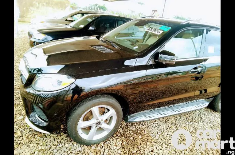 2016 Mercedes Benz GLE 350 4matic Direct Tokunbo - 4/5