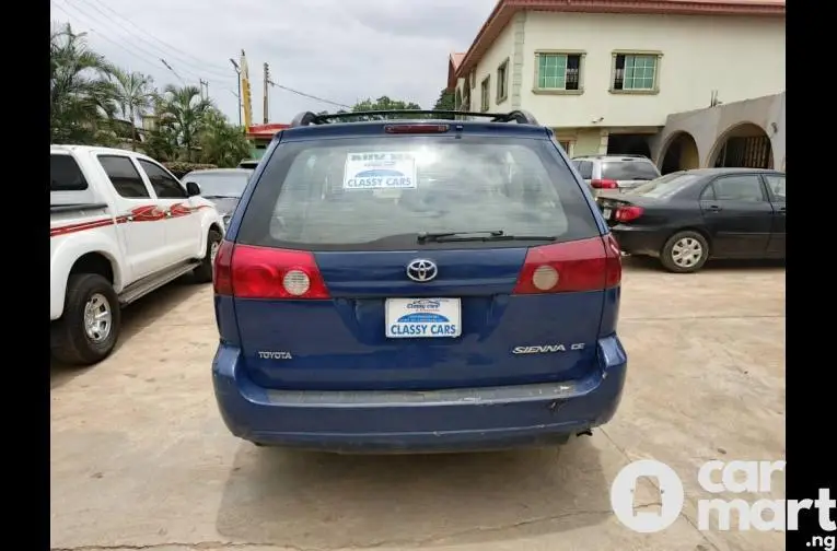 2007 Toyota Sienna