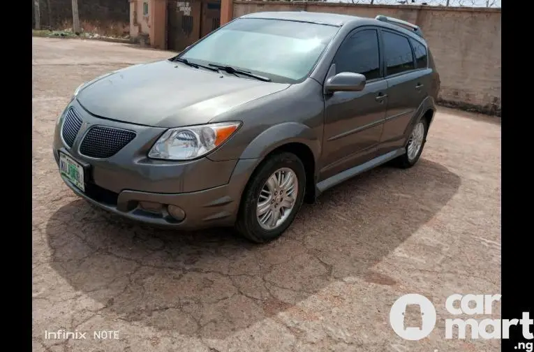 Used PONTIAC VIBE 2005 - 1/5