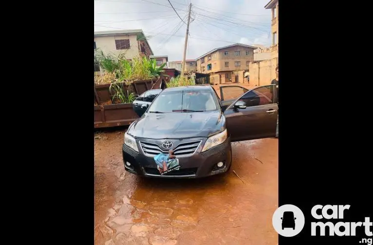 Used Toyota Camry 2009