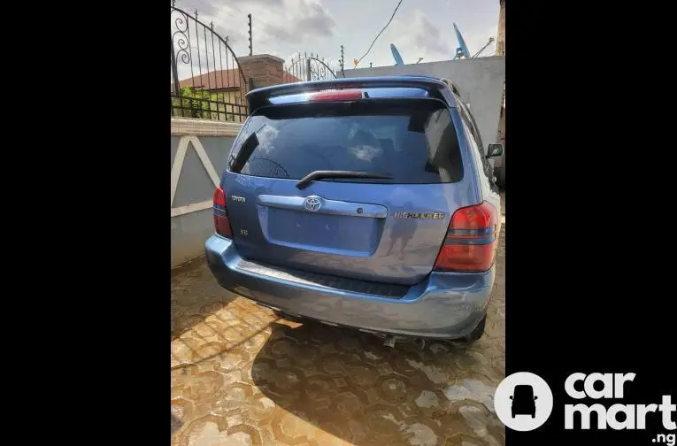 Registered 2004 Toyota Highlander - 5