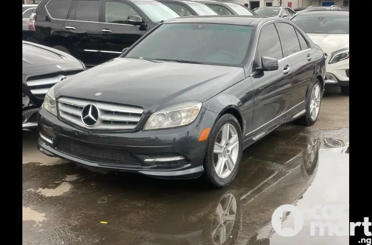 Foreign Used 2011 Mercedes Benz C300 - 1/5