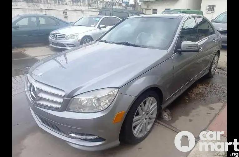 Foreign Used 2010 Mercedes Benz C300 - 1