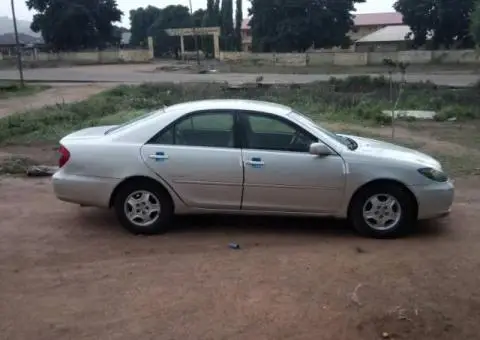 A very clean 2007 Toyota Camry - 3/5