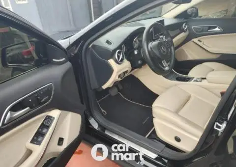 2016 Mercedes-Benz GLA250 - 3/5