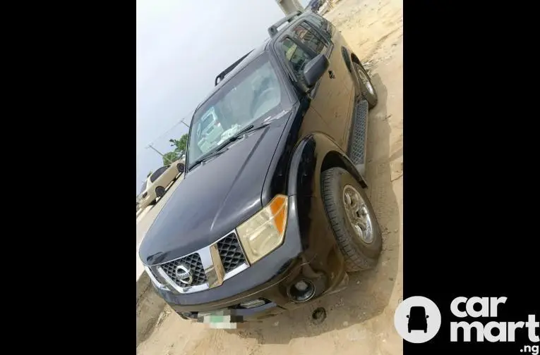 Used Nissan Pathfinder 2006 - 3/5