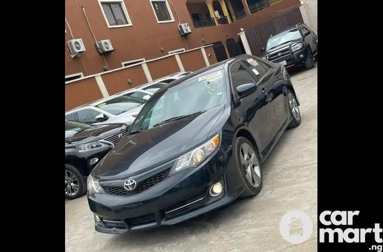 Foreign Used 2013 Toyota Camry Sport V6 - 1/5