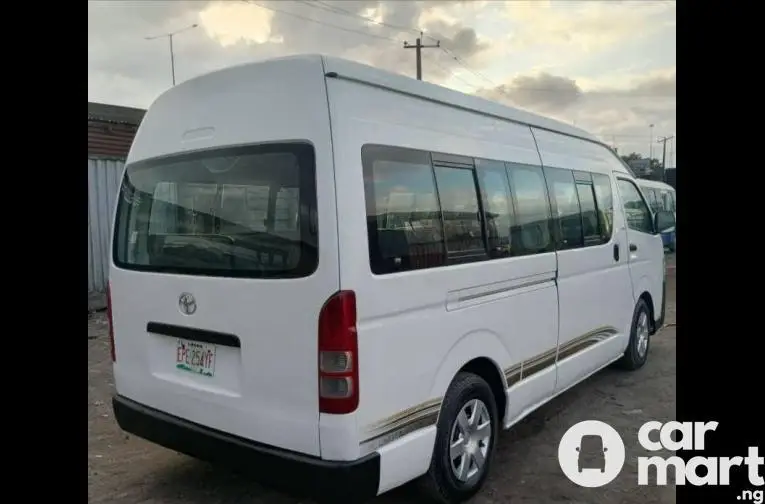 Used Toyota Hummer Bus 2013