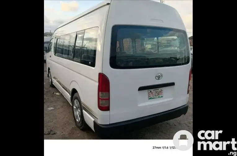 Used Toyota Hummer Bus 2013