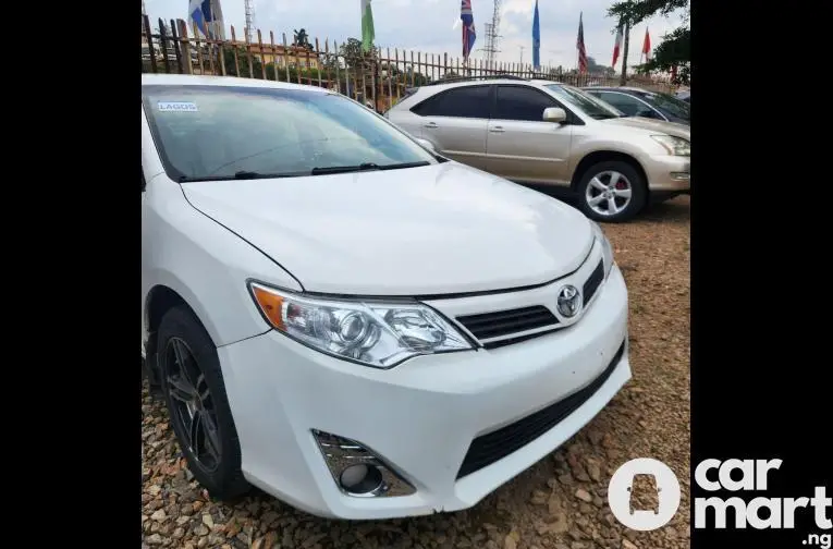 Used 2013 Toyota Camry - 1/5