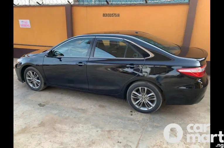 2015 Toyota Camry Sport