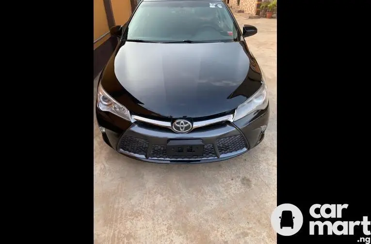 2015 Toyota Camry Sport - 1/5