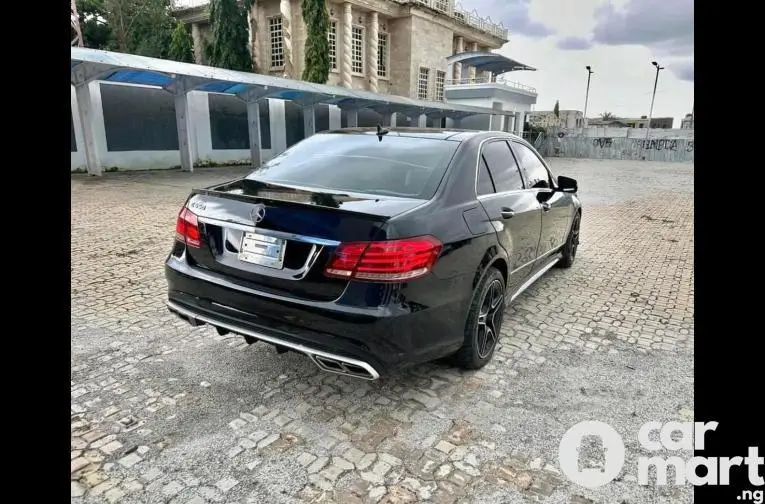 SUPER CLEAN 2010 KEYLESS MERCEDES BENZ E550 - 5/5