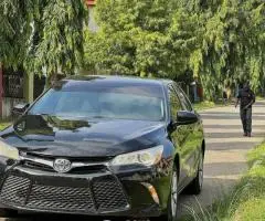 Super clean 2016 Toyota Camry LE