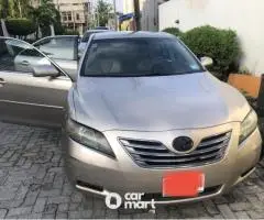 Used 2009 Toyota Camry Hybrid - 1